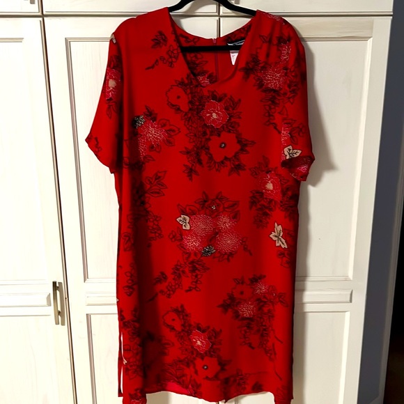 Garmet Jahhan Dresses & Skirts - A very pretty dress in size 22